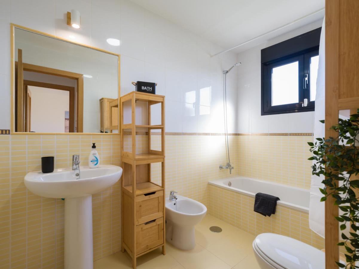 Apartment Private Terrace Majanicho -garden & Pool La Oliva