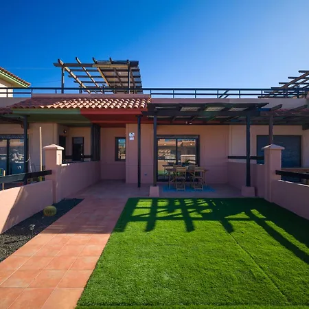 Private Terrace Majanicho Home -Garden & Pool La Oliva Exterior foto